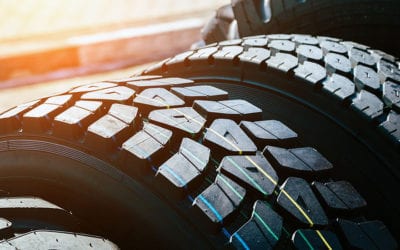 Cuide do seu bruto! Conheça os tipos de pneus e descubra o ideal para seu caminhão.